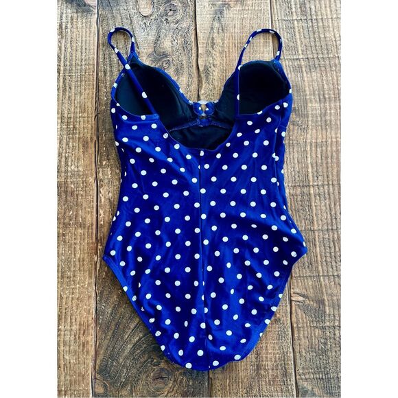 Speedo size 10 one piece - Picture 2 of 4